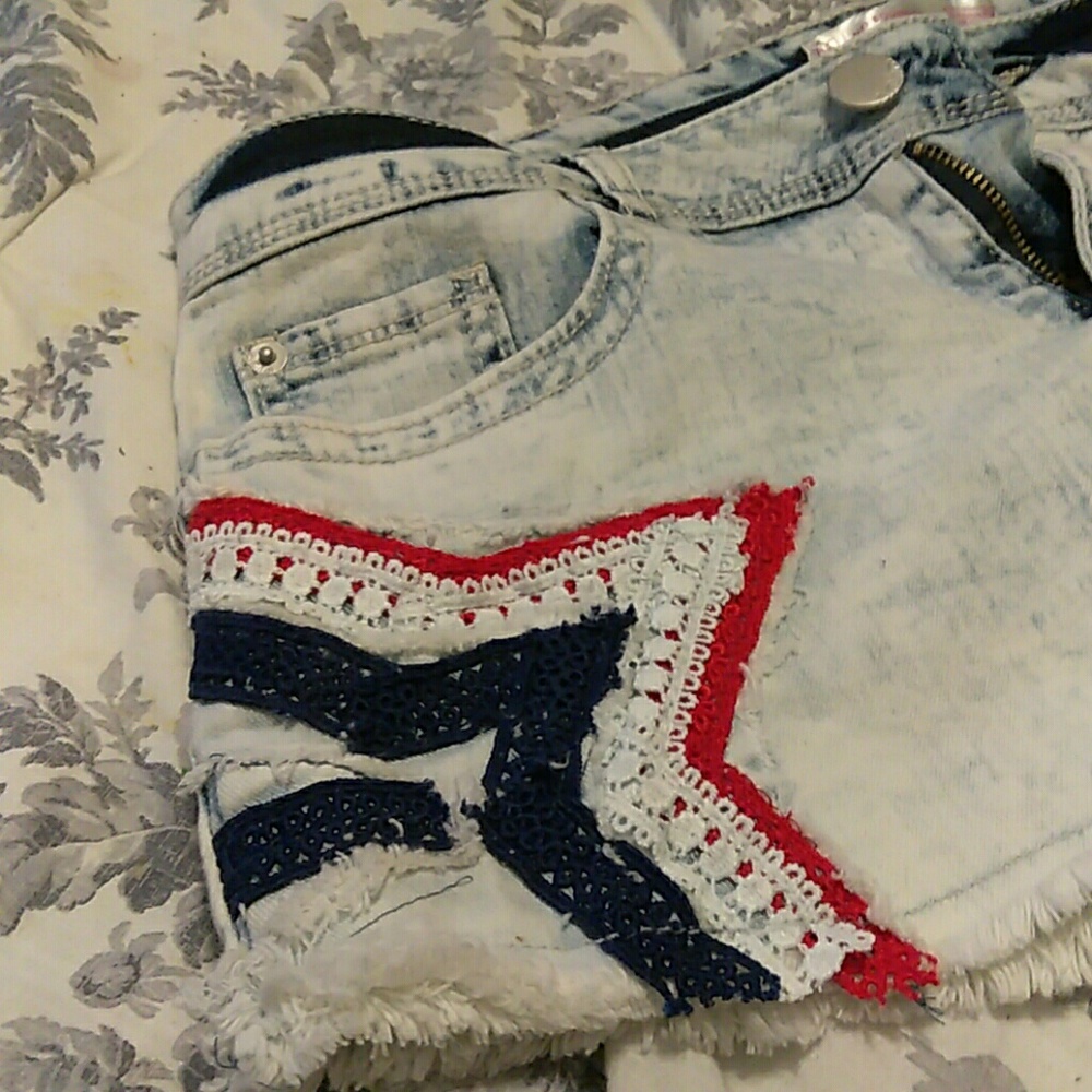 Cute shorts red white n blue crochet stars.